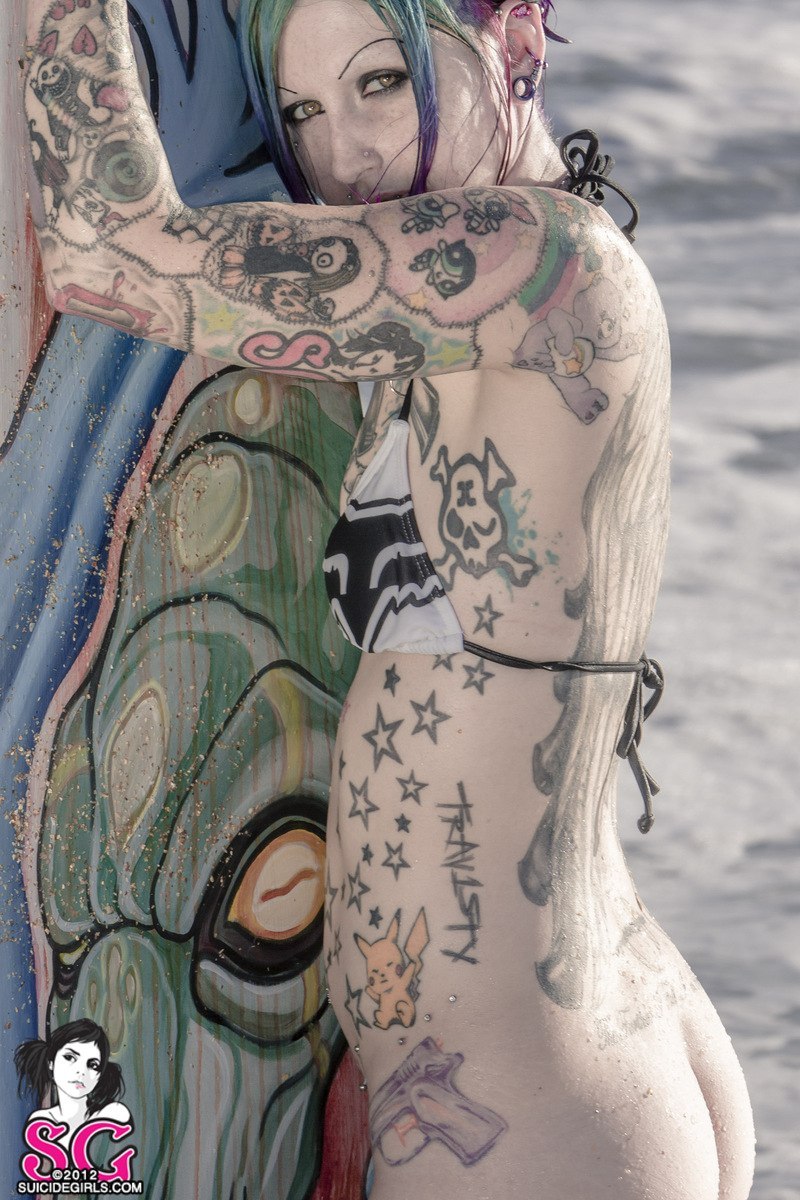 sglovexxx:  Drave Suicide
