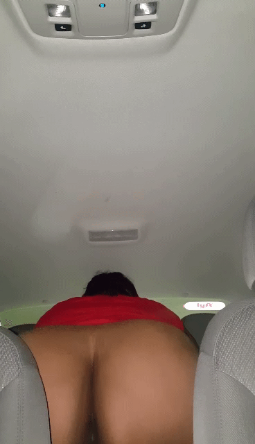 bbwlatina-love:  Love bouncing and shaking my huge fat ass for Daddy