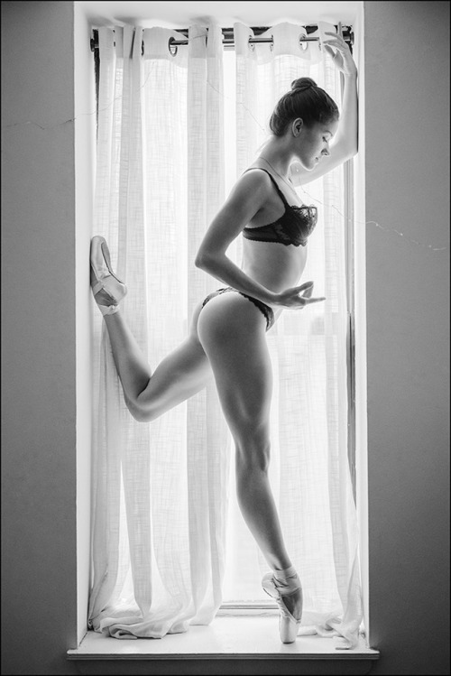 ballerinaproject: Cassie Trenary - New York City For information on purchasing Ballerina Project lim