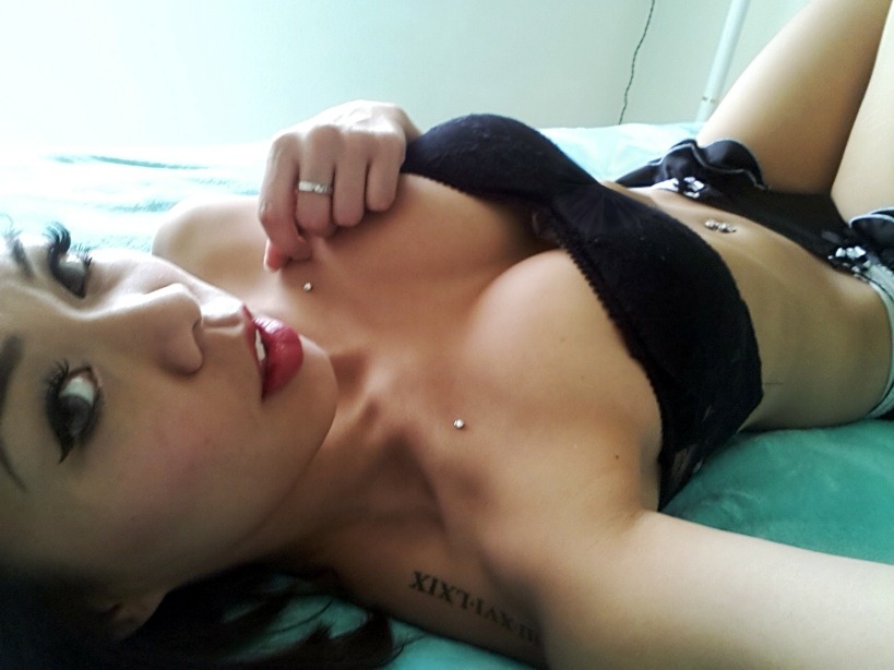 sexybeautifulfit:  Second Date with Hoang  Reblog, Like, Follow for more! http://hoangoanhthi.tumblr.com/