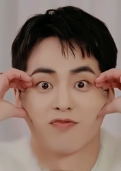 EXO-L Thank You Very Much For Waiting (for Me). () Thanks To You, I Was Able To Endure Well During This