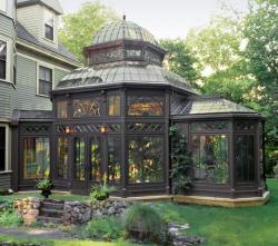 steampunktendencies:  A Gardener’s Dream victorian conservatory  Via Victorian Houses  