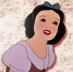 tanikayforever:  Snow White icons! Free to use for everyone :) No credit necessary 