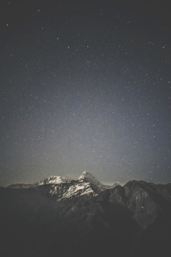 man-and-camera:  Stars over the Himalayas