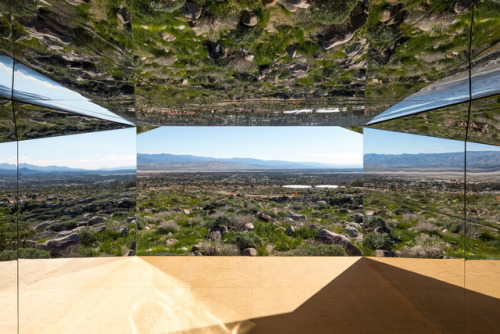 supersonicart: Doug Aitken’s “Mirage.” American artist and filmmaker Doug Aitken’s latest installati