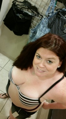 weliketoplay7384:  More shopping fun… ;)