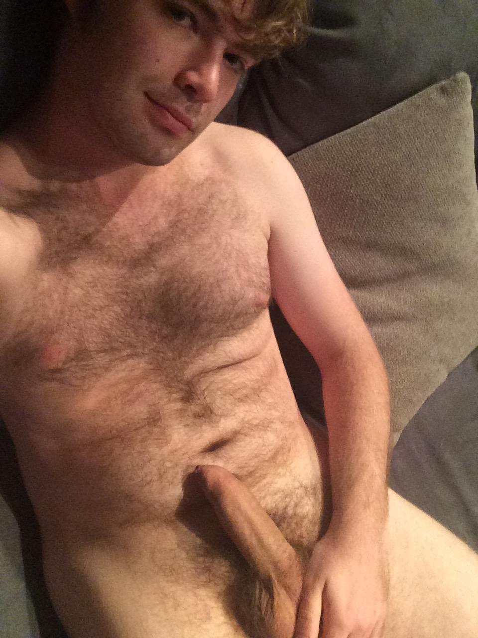 love-chest-hair:It’s Raining Outside So Who Wants To Keep A Lonely Aussie Guy Company