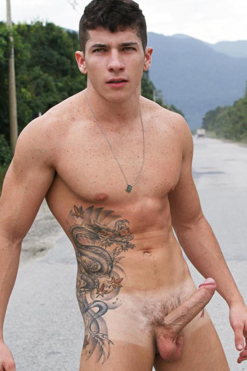ju68:  because-b:  Breno Soares Braces. Cute.  Take a look, Enjoy !!! http://ju68.tumblr.com / @FUCKYEAHju68