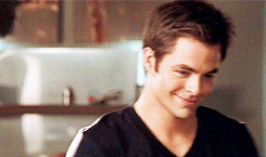 spookysigils:  Chris Pine being a dork in the “This Means War&ldquo; Gag Reel
