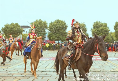 hanfugallery:西塘汉服文化周Hanfu Cultural Week in Xitang| part 1|traditional chinese armor| via 大师兄天道酬勤 and