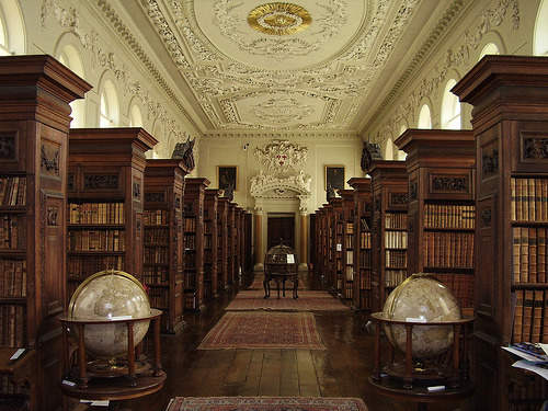 Porn Pics momo-ate-deans-pie:  Glorious Libraries.