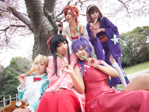 「サクラ大戦」Sakura Wars / お花見
Sumire = Yunaka, Sakura = Ryoko Yamada, Kanna = Uri-bo, Iris = Micronekomi, Kohran = mey, Photo = Higuchi, Kobayan