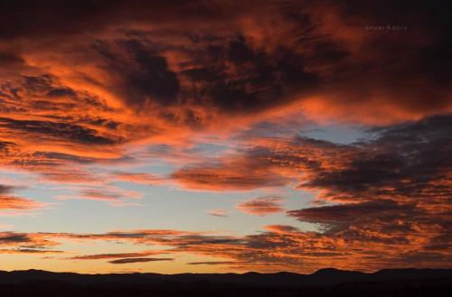 Canberra 360 degree dusk colour 3/3 - west towards Mt Coree - classic Brindabellas’ dusk trans