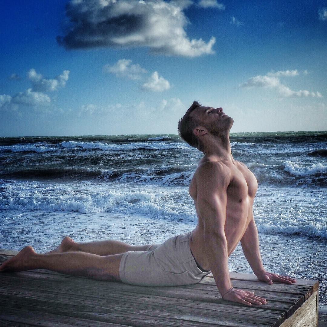 yogamen:  IG @yogabjorn