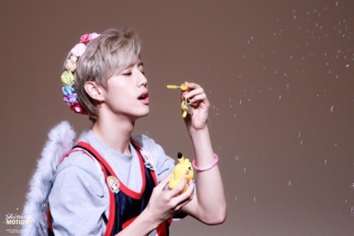 kingxjackson:  Happy birthday to my angel 💛 #happybirthdaymarktuan 