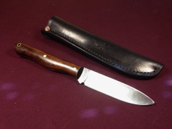 manversuslife:  Bushcraft knife from a file.