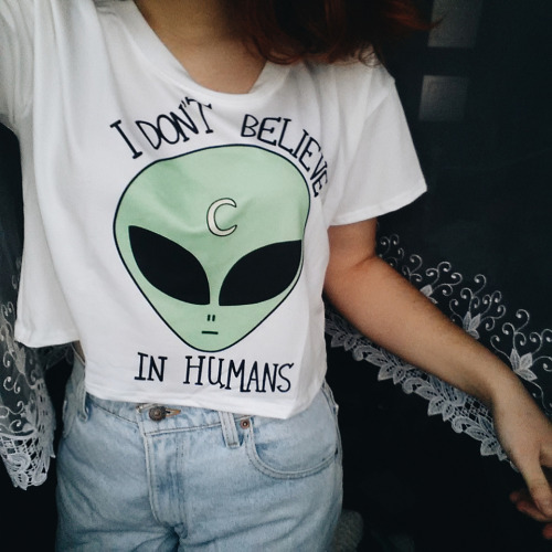 gilllovny:  a concept: dana scully wearing this top