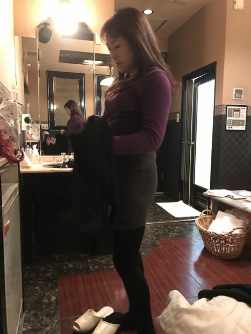 jukujyo1919: 人妻熟女の浮気現場 ～今日は肌寒いけど…エッチの後は  やっぱり ですね～