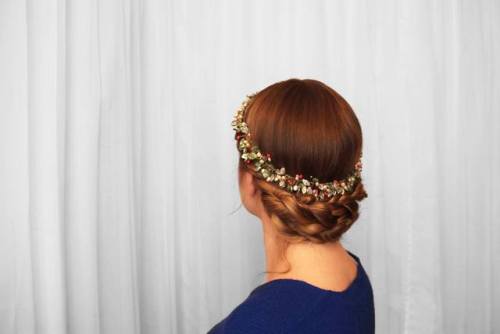 Pictures from my recent DIY video - hair accessories for Christmas!DIY Wedding Inspired Accessories: