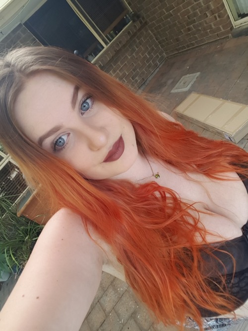 confusedboob-s:  I like my boobies in this one 😇