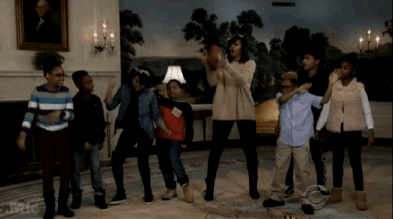 withallduedisrespect:  micdotcom:  Watch: President Obama’s surprise appearance