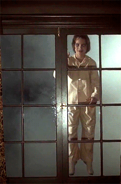 tumblr_pe9b243NbI1tx5j0a_250.gifv