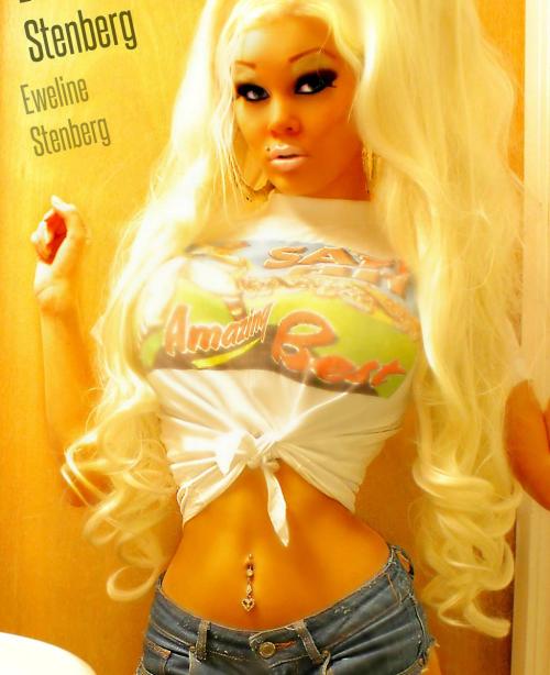 awesomebimbo:  Support the real fuck doll to get the biggest tits ever