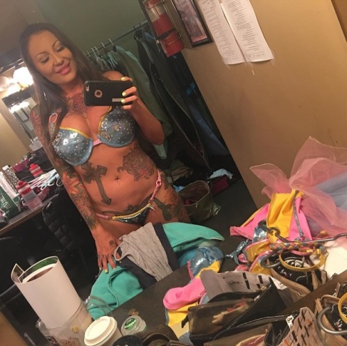 stripper-locker-room:  https://www.instagram.com/miss_jerzy/