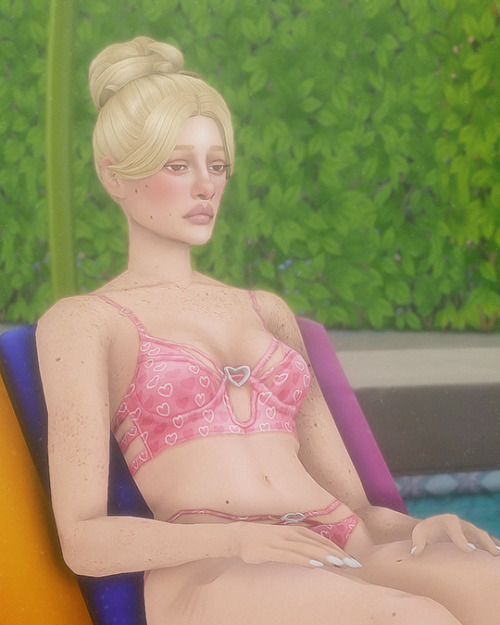 It Was A Cloudy Day, But That Didnt Stop Adelia From Visiting The Pool.