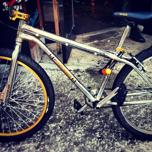 paulclarke42: planetbmx: squishydad: 26” GT Proformer on the streets in the Lower East Side, out 