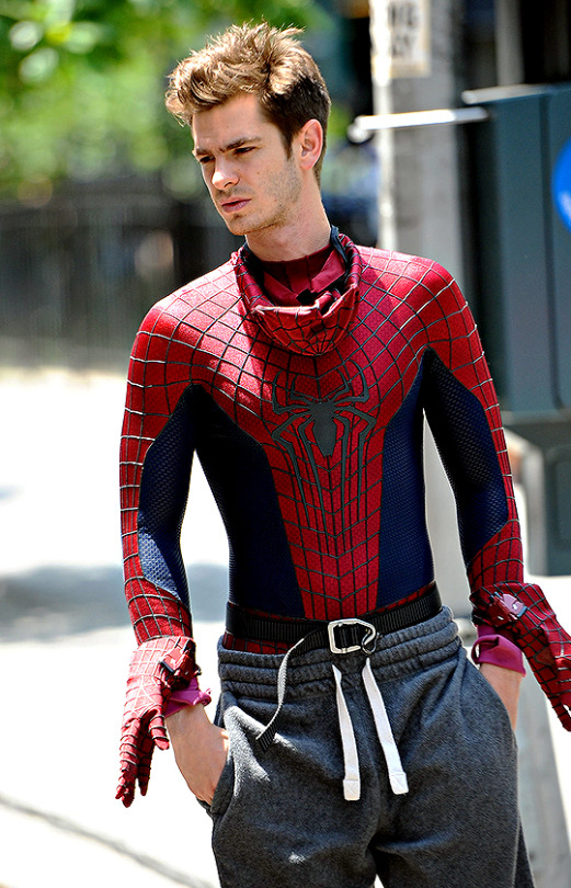 andrew garfield. 69182b3923bd559027be83cbd8563c0e19148176