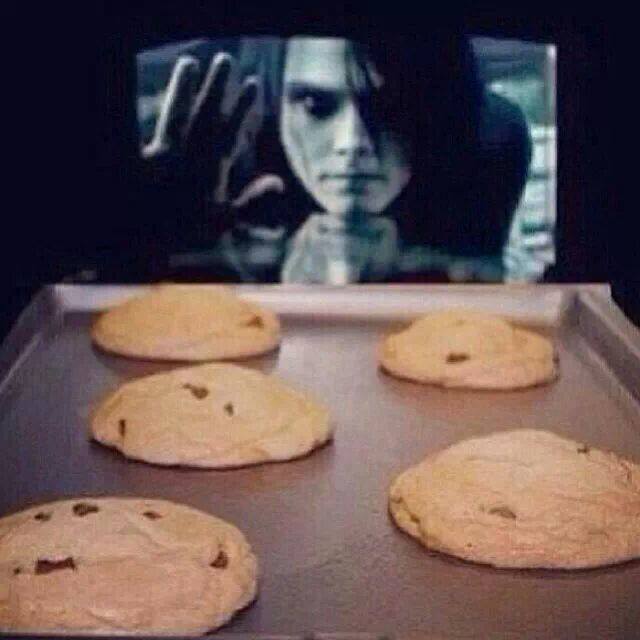 fathergerard:  GUYS I CANT FUCKING BREATHE OMFG WHY 