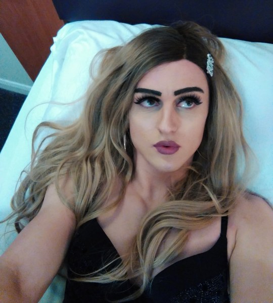 tayrosiee:When you wake up and all you can think about is cock 😝👅