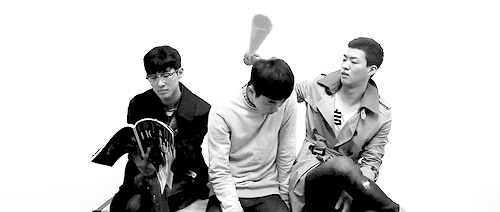 {모델}