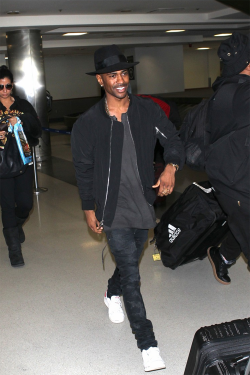 dailybigsean:  Big Sean arrives in LAX -