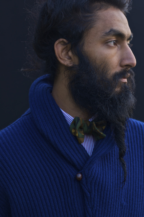 yourstyle-men: drakes-london: Printed Wool Challis Bow Style For Menwww.yourstyle-men.tumblr.com 