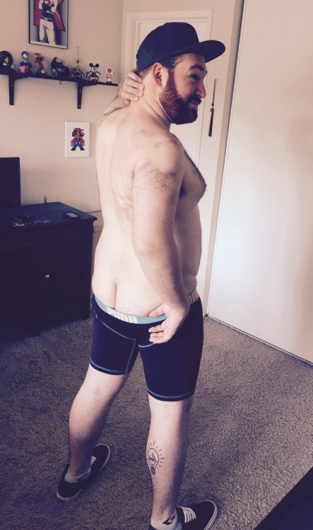 mrjohnman:  New hat. New shoes. New underwear. Going hiking. Fucking stoked.