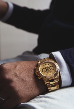 exclusivenesslifestyle:  This Watch Is Just Like My BLOG - Expensive