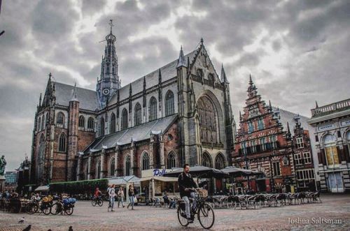 Haarlem, Netherlands (if my memory serves me well) #sky #cathedral #netherlands #haarlem #eurpoe #20