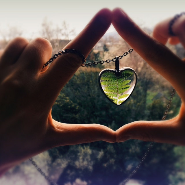 culturenlifestyle:	Ethereal Terrarium Jewelry Polish boutique Mariaela creates handmade