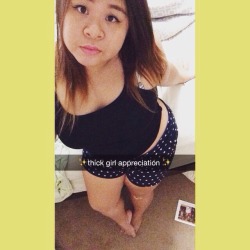 hotman6155:  milkychan:  illegal-geisha:  who said there were no thick asians¿   You are cute! xoxo  Sweet