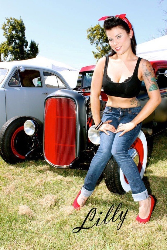 alternative-pinup:  Alternative ModelModel Twitter