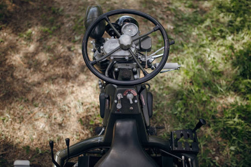 sweetness51:  doitez96:  rocketumbl:  Moto Guzzi Mulo Meccanico  want want want   Sweet!