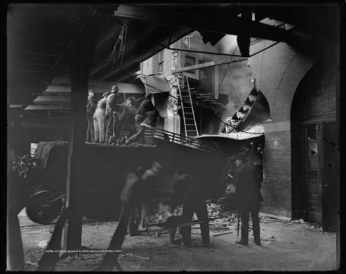 Accident at Michigan Central Railroad depot, Detroit, Michigan, November 12, 1906dry plate negative(