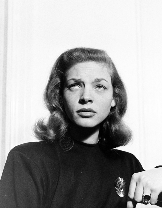 avagardner: Lauren Bacall photographed by Nina Leen, 1945.