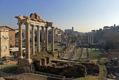 my-earthbound-travels: Temple of Saturn by TonyKRO on Flickr.