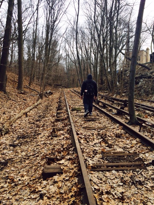 urbanaldarkness:  All the Abandon Rockaway Branch Line pictures all in one that I took today with @ahmazingviews. Urban decay everyone, its absolutely amazing!  This is the abandon rockaway line in Queens, New york city. Been abandon and in urban decay