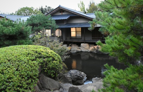 city-cost: When a game of bingo bags you a room upgrade to a lux, Japanese-style cottage at an onsen