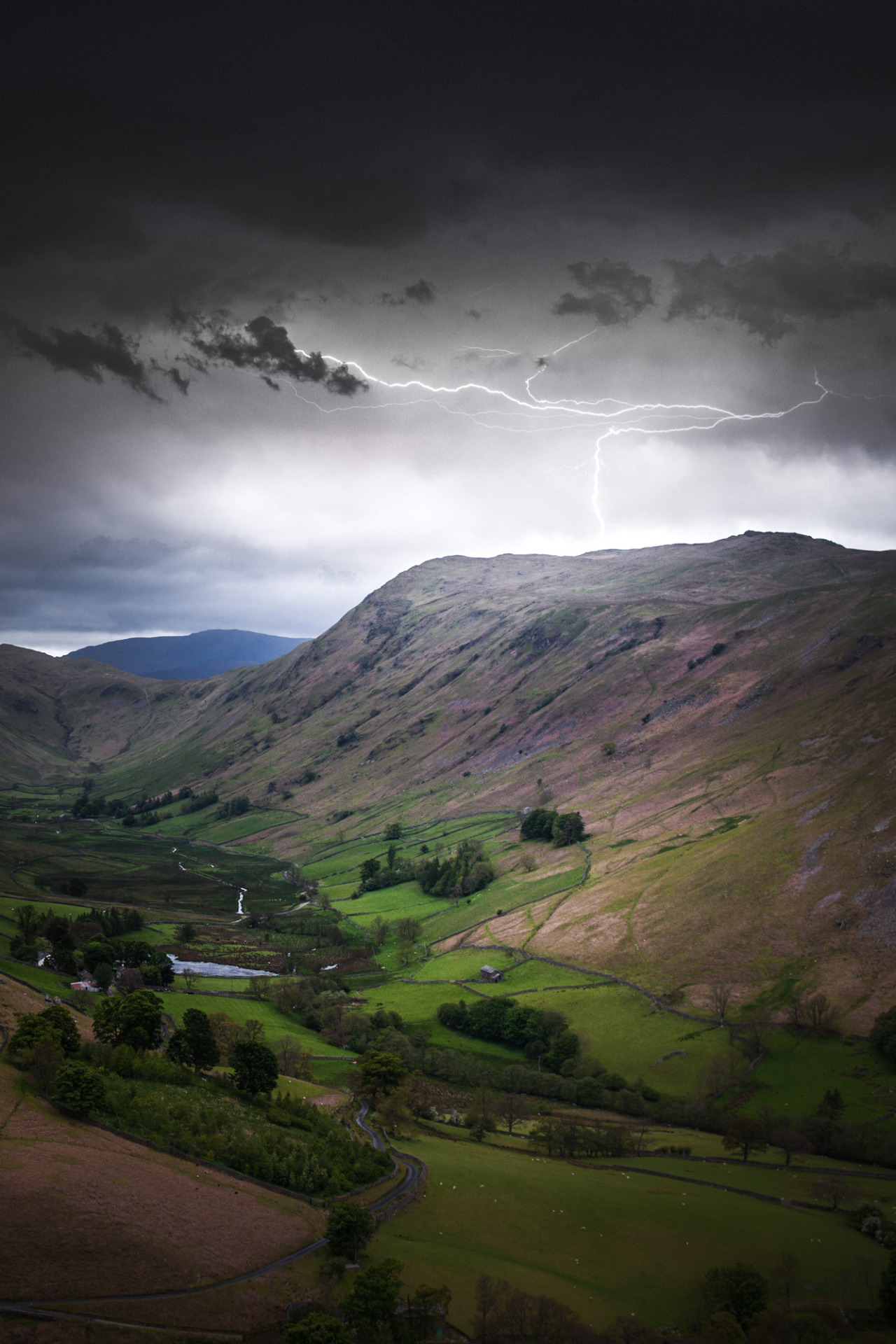 freddie-photography:  I want my work to speak not about reality, but to channel my