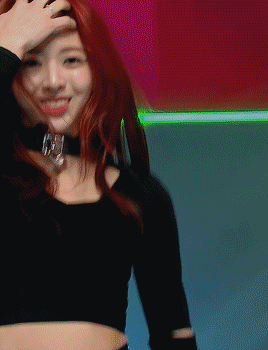 jiae:Yuna | Dalla Dalla @ 190215 Music Bank